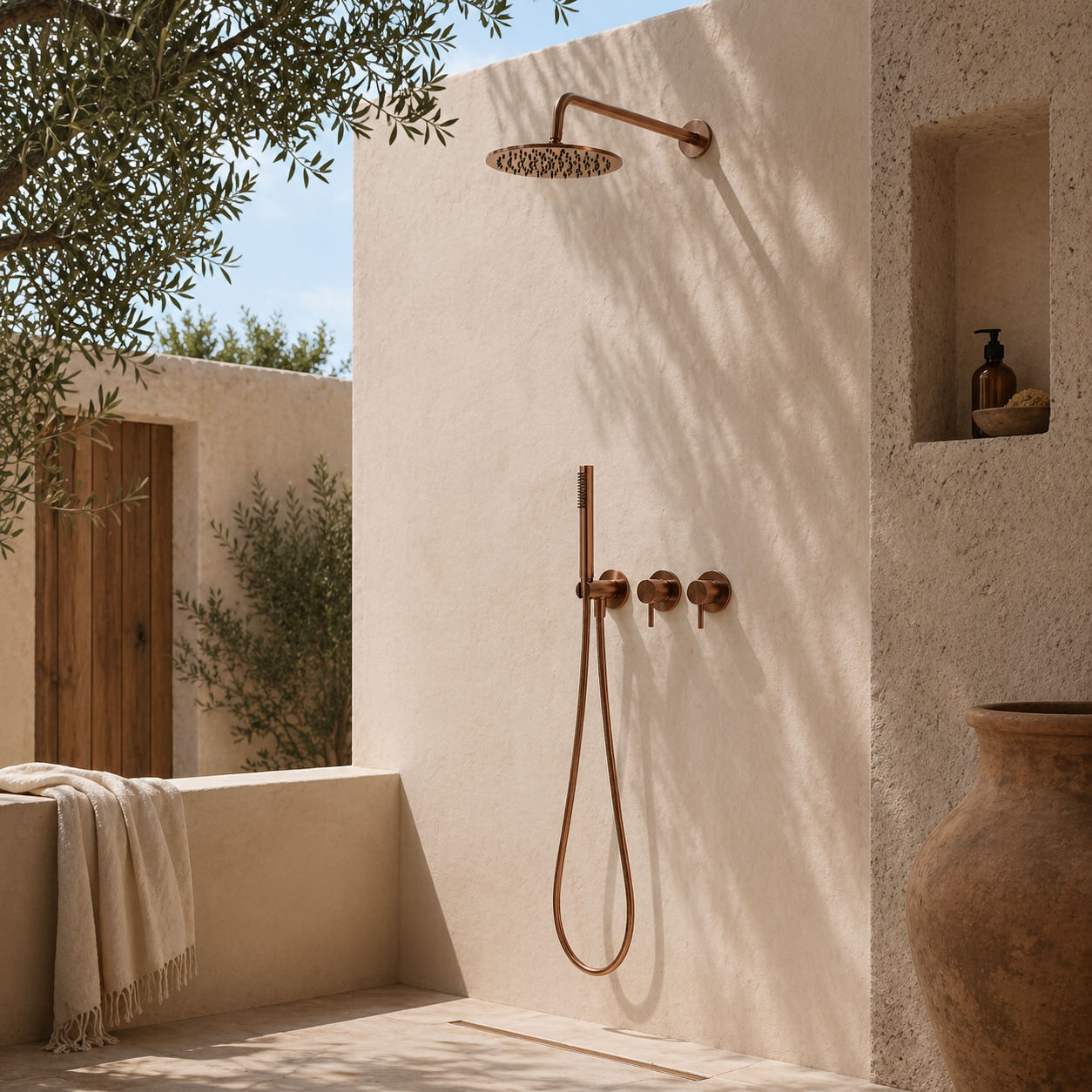 kit doccia parete 25 oro rosa ambientata.jpg